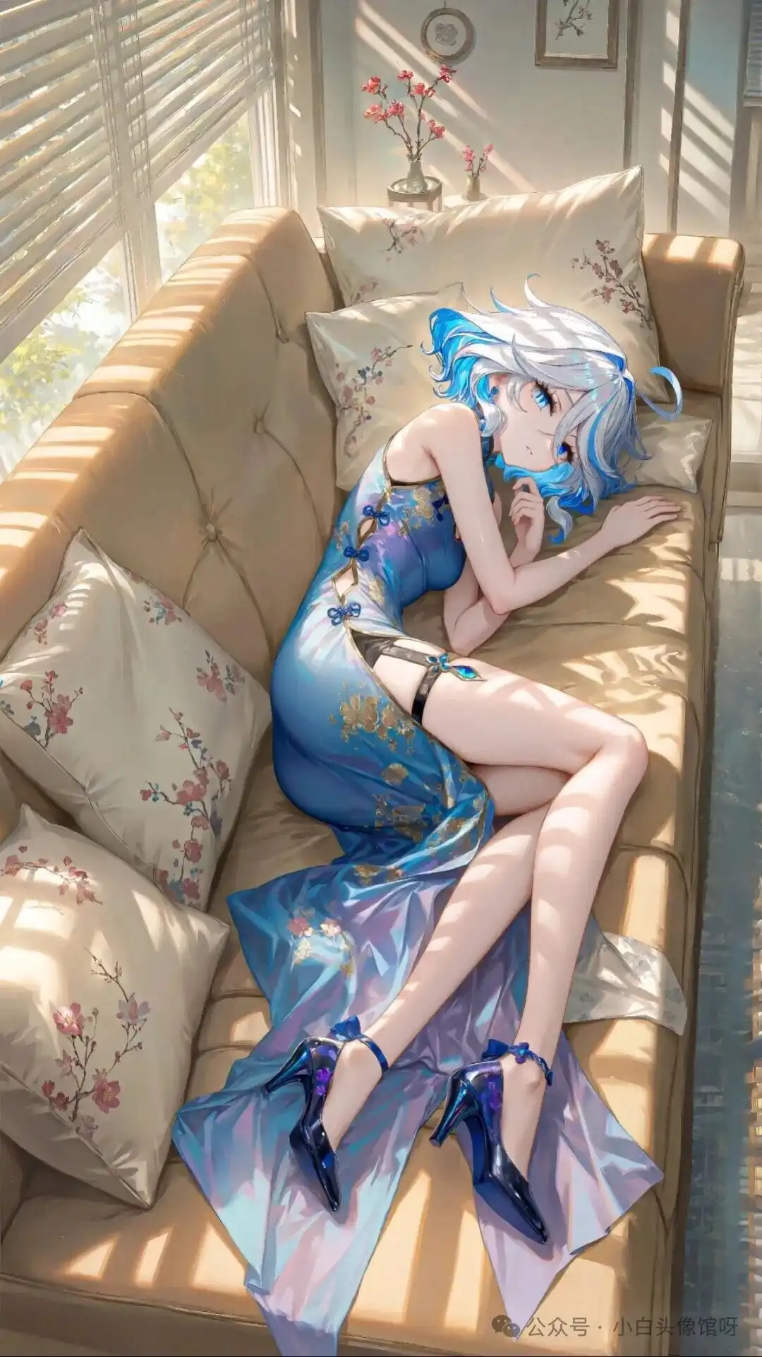 原神福利图：格蕾修蓝色金纹旗袍高开叉，慵懒性感曲线勾人